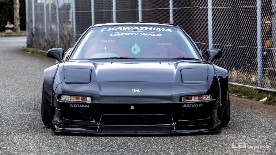  Honda NSX LB-Works by Liberty Walk 2020 года  (фото 6 из 16)